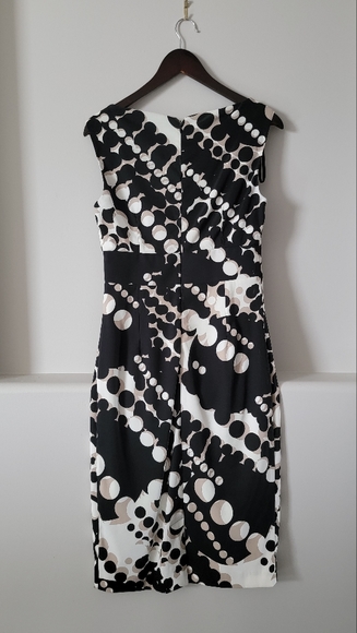 Le Chateau patterned dress, Size S - Picture 2 of 3